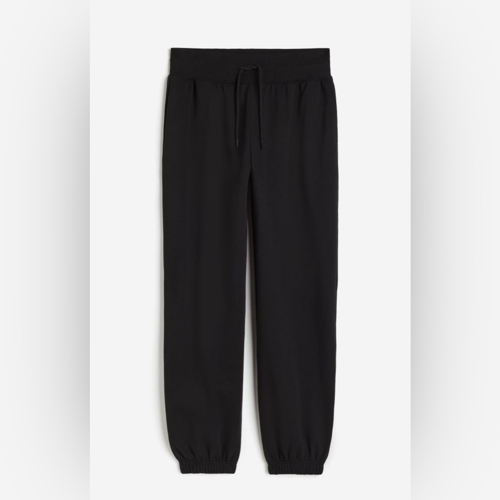 NWT H&M black women’s joggers size medium